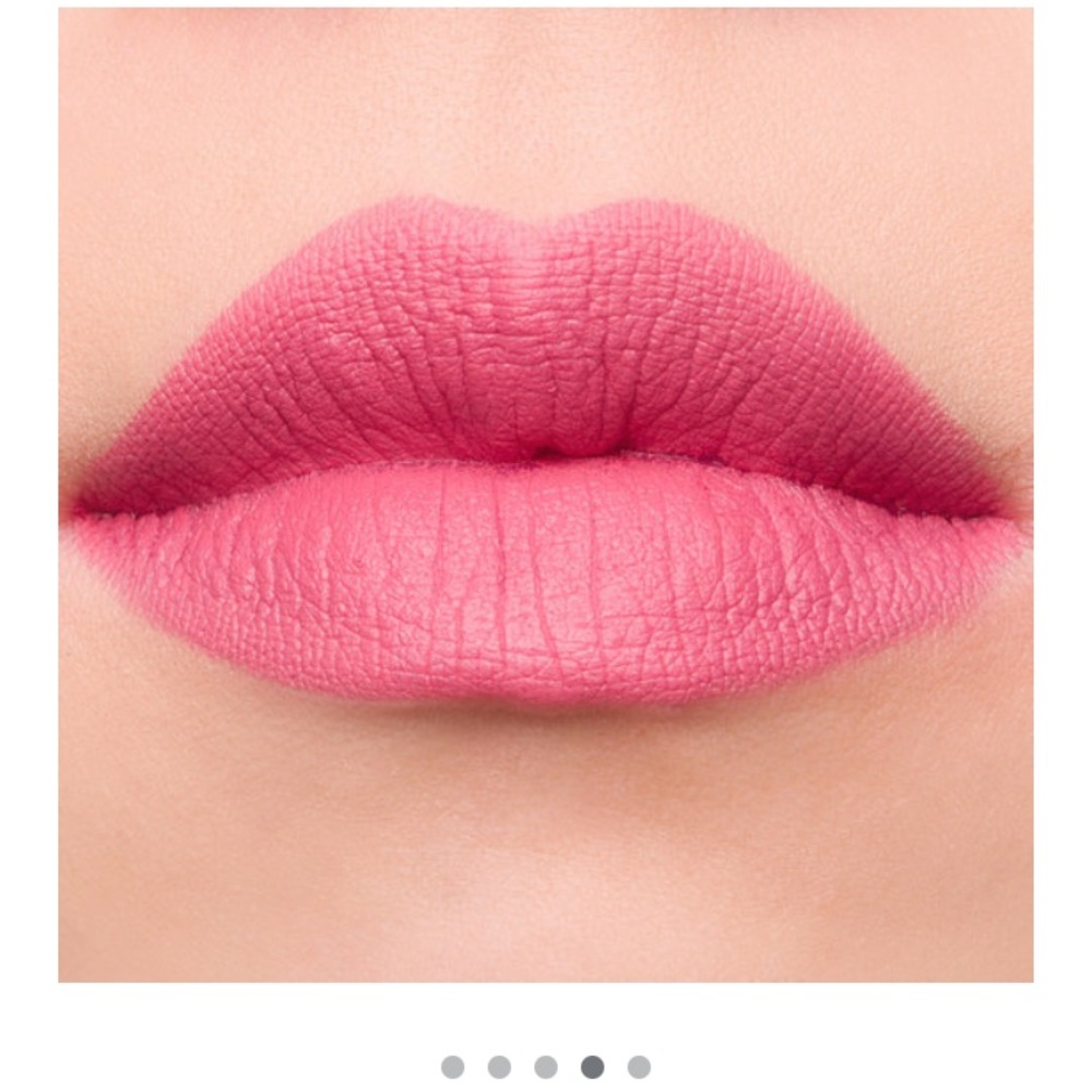 Free lipstick with purchase of lipstick